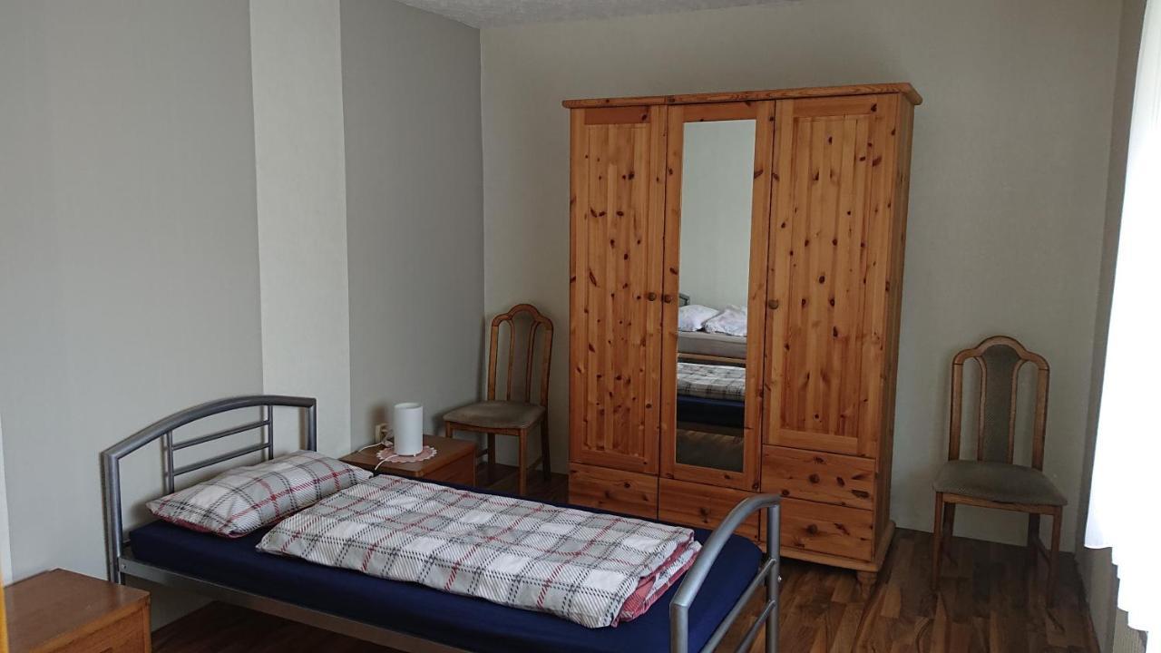 Ferienwohnung Linde - Marburg Biedenkopf Mit 5 Zimmer Und Balkon Frechenhausen Εξωτερικό φωτογραφία